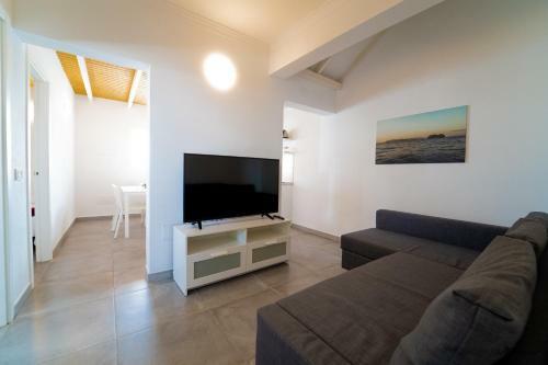 Apartamentos Anjomacar I