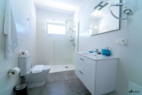 Apartamentos Anjomacar I