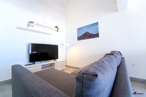 Apartamentos Anjomacar I