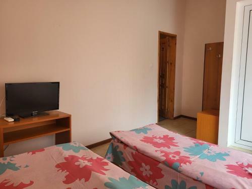 Hostal ????????