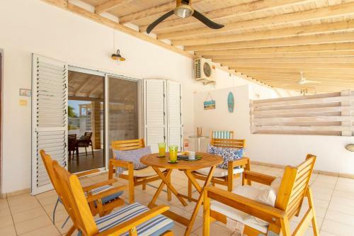 Apartamento Under The Passion Fruit Tree!