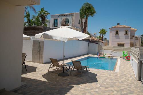 Fig Tree Villa Ekaterina 3 Bdrm