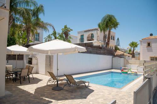 Fig Tree Villa Ekaterina 3 Bdrm