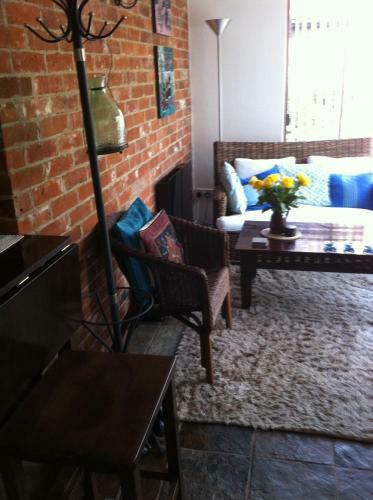 Thatched Farm Bed And Breakfast