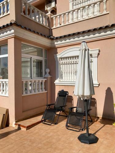 Villa, Puerto Marino Near Shops, Pool And Beach