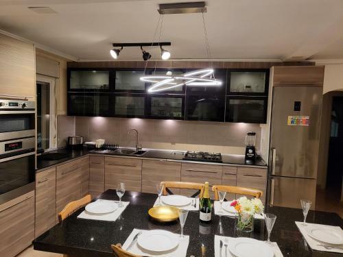 Gorgeous And Uniq 4-bed Villa In Gran Alacant