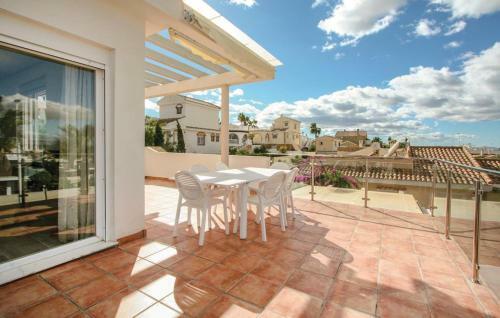 Gorgeous And Uniq 4-bed Villa In Gran Alacant