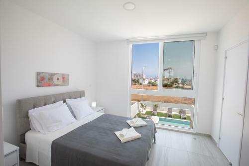 Relax At Your Brand-new Seaview Villa, Protaras-centre And Beachside