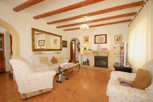 Villa- Romero