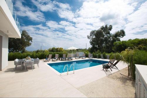 Villa Ymnia 2