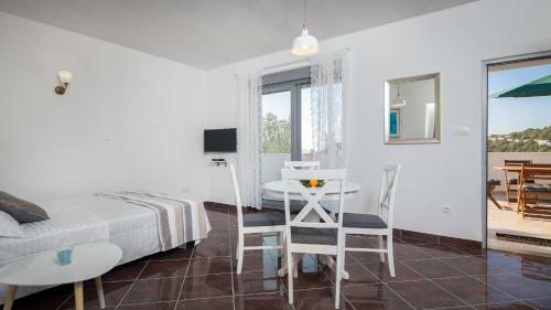 Apartments Amavi