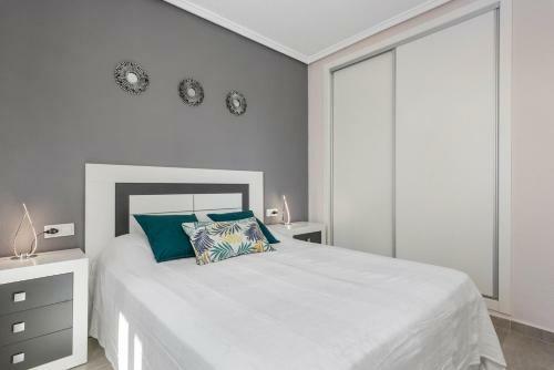 Apartment With Lovely Views In Ciudad Quesada