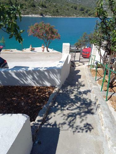 Apartment Astrid 5 M From Beach
