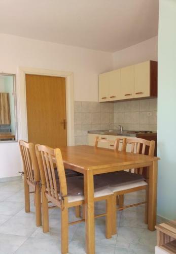 Apartments Josi - 150 M From Sea