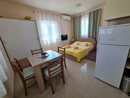 Modern Apartment Bezer With Panorama View