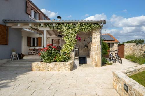 Beautiful Villa Bandela