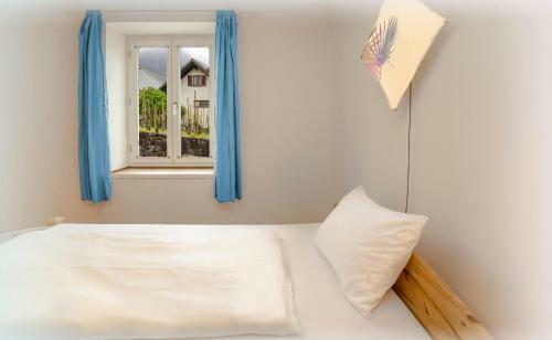 Apartamento 2,5 Zimmer Ferienwohnung Mit K�che/bad