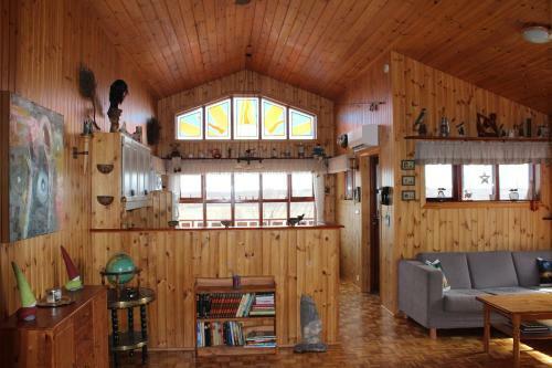 Amazing Cabin With Spectacular View!