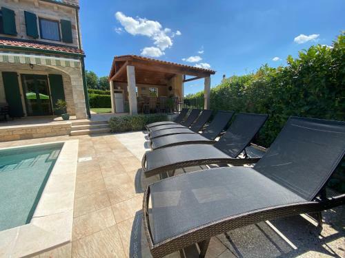 Villa Dracena Mit Privatem Pool