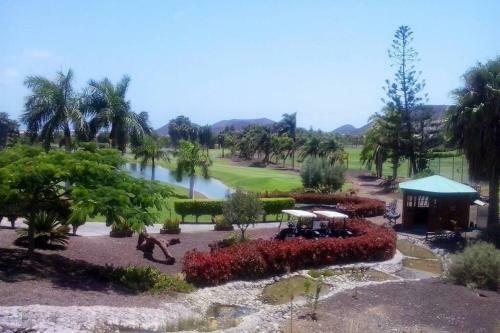 Semi-detached Villa Sea Views, Huge Terrace, Close Beach