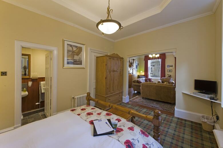 Bed & Breakfast Knap Guest House