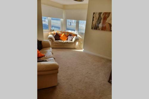 Aberdeen City Apartment Close To The Beach!