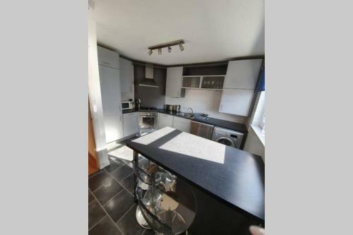 Aberdeen City Apartment Close To The Beach!