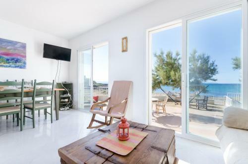 Yourhouse Serrasol