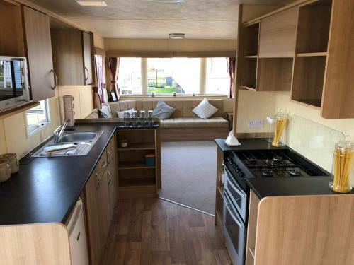 Evans Whitehouse Caravan Towyn