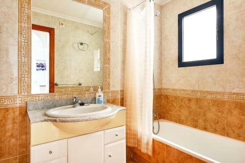 Apartment Eva Cabo Roig