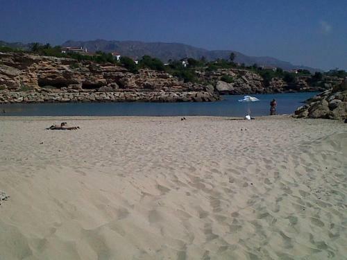 Maisonnette, Terrasse, Barbecue Mer � Calafat. Locamar B1