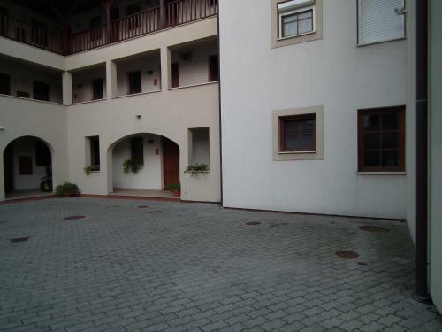 Modor Apartman