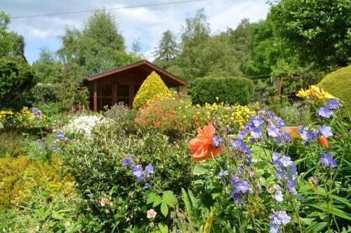 Copperbroc -whisky House In The Scottish Highlands