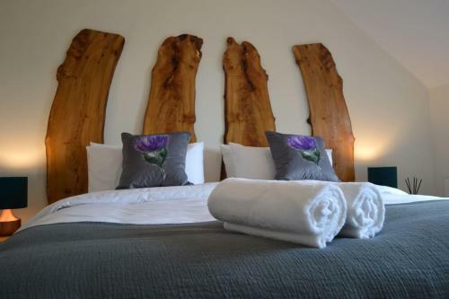 Copperbroc -whisky House In The Scottish Highlands