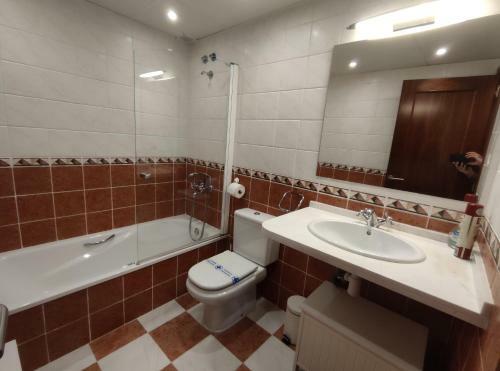 Preciosa Casa Con Piscina En Bonmont