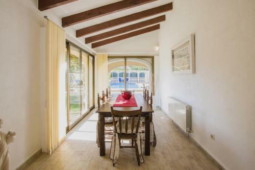 Villa Graham Holiday Rentals - Montgo