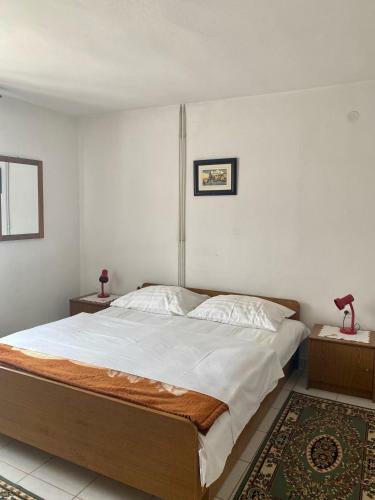 Apartman Mira