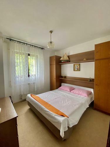 Apartman Mira