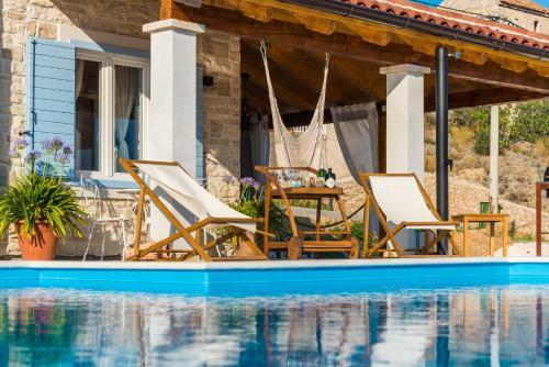 Brand New Villa Cara D Oro, Vrana
