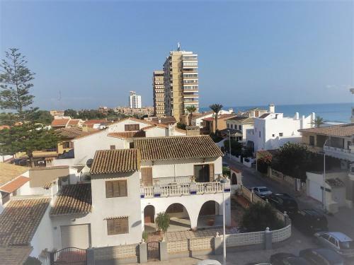 Renovated Apartment In A Beachfront Complex