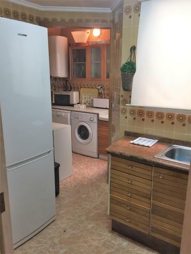Renovated Apartment In A Beachfront Complex
