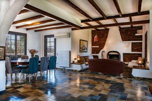 Villa Velissarios: Wonderful Villa Next To Beach