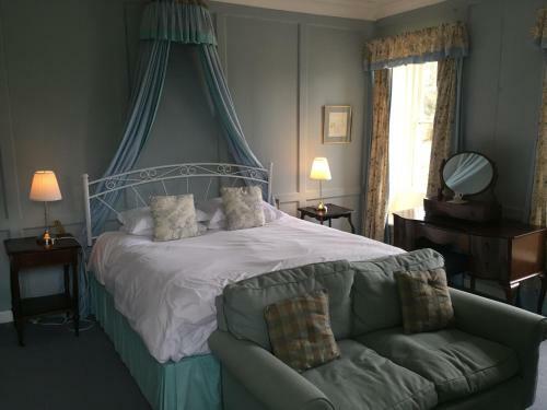 Hostal Trereife House