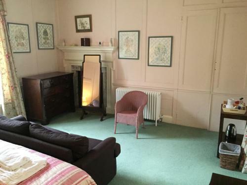 Hostal Trereife House