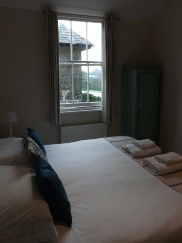 Hostal Trereife House