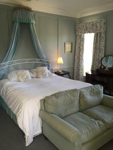 Hostal Trereife House