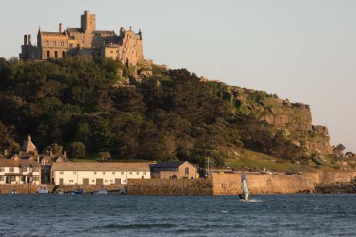 Mount Haven Hotel