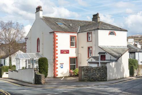 Hostal Acorn House