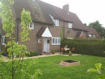 Bed & Breakfast Avebury Life