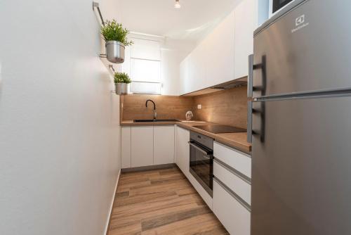 Luxury Apartments - La Vir 1 & 2